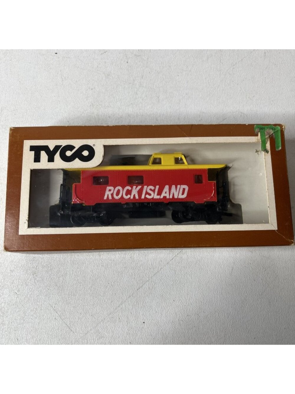 Tyco HO Scale "Rock Island"  8 Wheel Caboose Car - #327-10 - With Box